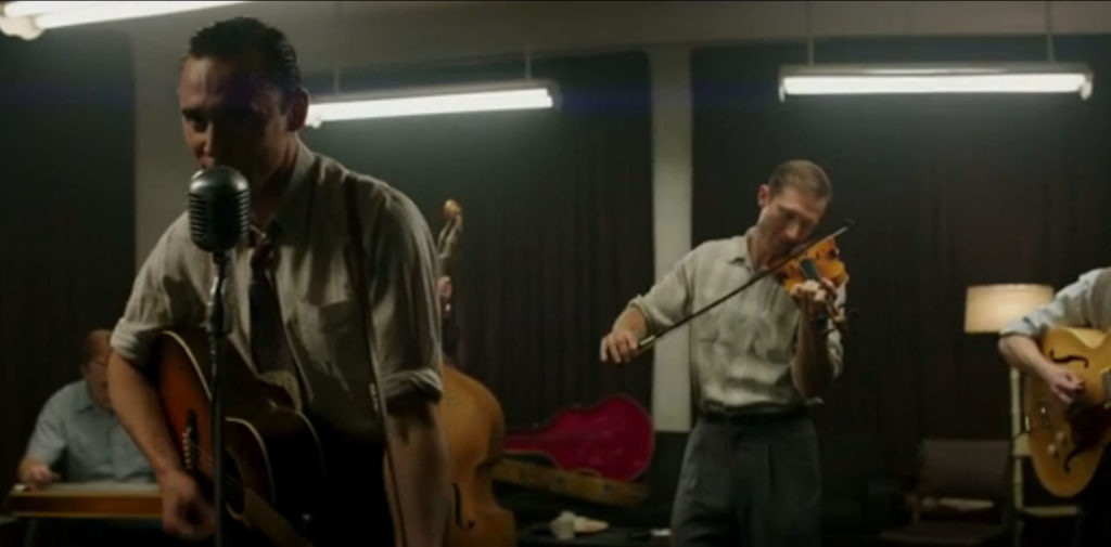 I Saw the Light : quand Loki apprend la guitare ! I Saw the Light : quand Loki apprend la guitare !