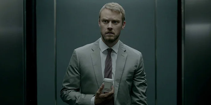 [Critique] Patriot S01E01 : la CIA en une douce version folk