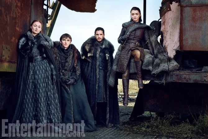 Game of Thrones : les Stark posent ensemble avant la saison 7 !