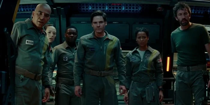 Critique The Cloverfield Paradox