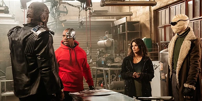 Critique Doom Patrol saison 1 : merveille hallucinée