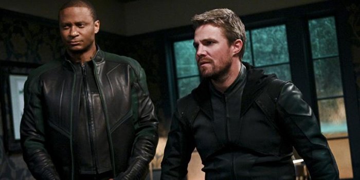 Critique Arrow saison 8 épisodes 1 & 2 : le meilleur pour la fin ?