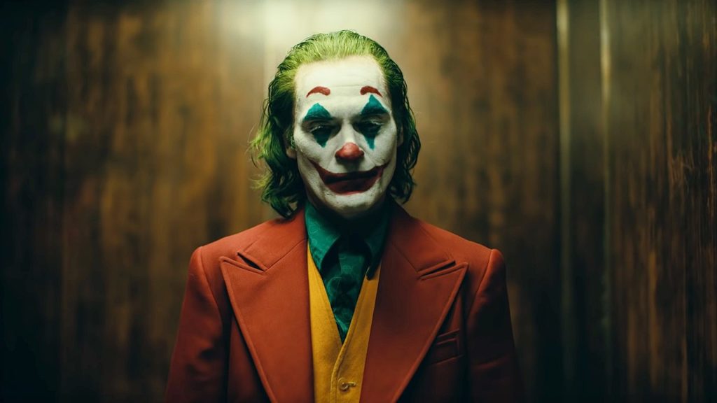 Critique – Joker : le Big Bang du film de super-héros Critique - Joker, le Big Bang du film de super-héros