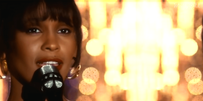 Whitney Houston : Un Biopic Écrit Par Le Scénariste De Bohemian Rhapsody En Chantier