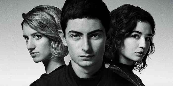 Critique Stalk saison 1 & 2 : Mr Robot à la française