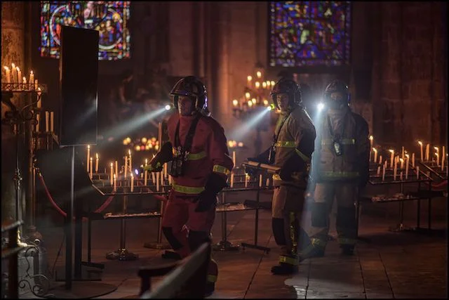 Critique Notre-Dame brûle_2