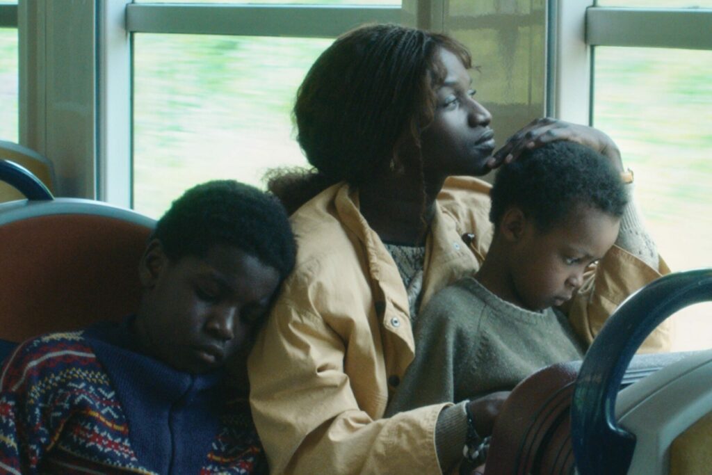 Cannes 2022 – Critique un petit frère : saga familiale d’une douceur infinie Un petit frère © DIAPHANA DISTRIBUTION