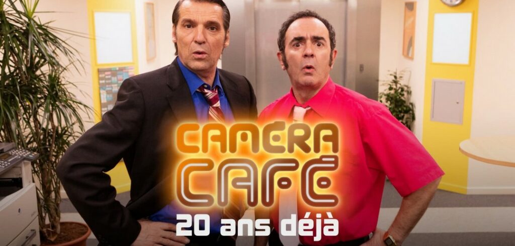 Critique Caméra Café, 20 ans déjà : un retour bénéfique ? Critique Caméra Café, 20 ans déjà un retour bénéfique