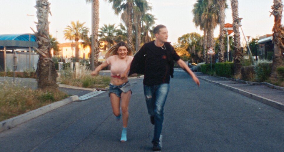 Critique Diamant Brut : apparences sous influence Festival de Cannes 2024 - Critique Diamant Brut : apparences sous influence