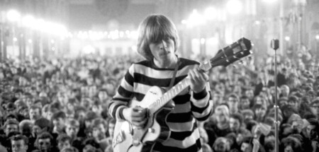 Critique Brian Jones et les Rolling Stones : la face cachée d’un mythe