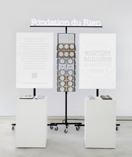 Critique La Fondation du Rien_2