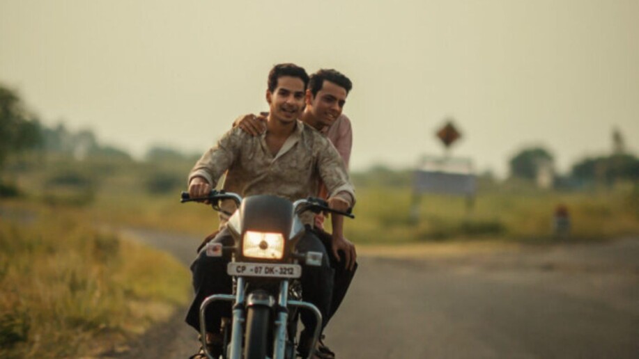 Critique une jeunesse indienne : la révolte a sonné