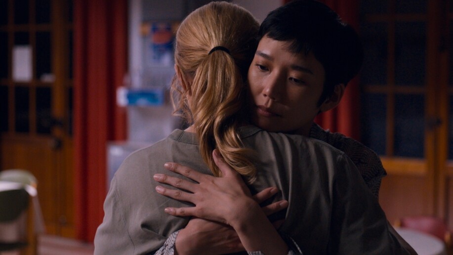 Cannes 2026 - Critique Soudain : Hamaguchi nous assomme dans l'EHPAD de Virginie Efira