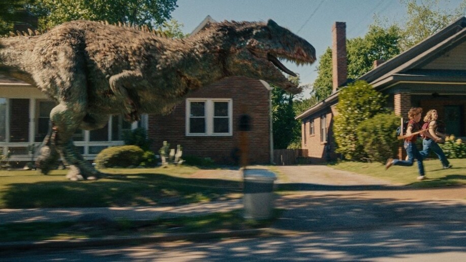 Critique La Fin d'Oak Street : Anne Hathaway et Ewan McGregor coincés au Jurassique